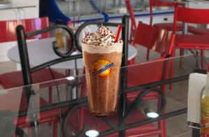 Milk Shake de Ovomaltine c/ Chocolate dos Deuses (440ml)